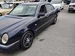 Mercedes E 240-4