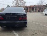 Mercedes E 270-2