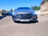 Hyundai Elantra-5
