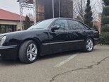Mercedes E 270-10