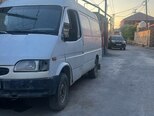 Ford Transit-4