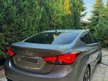 Hyundai Elantra-2