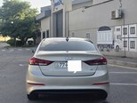 Hyundai Elantra-2