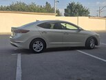 Hyundai Elantra-8