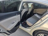 Hyundai Elantra-16