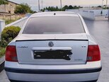 Volkswagen Passat-4