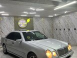 Mercedes E 230-1