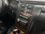 Mercedes E 230-10