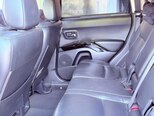 Mitsubishi Outlander-5