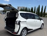 Toyota Sienta-7
