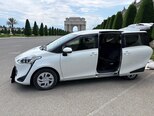 Toyota Sienta-3