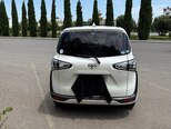 Toyota Sienta-10