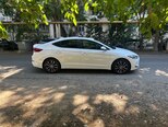Hyundai Elantra-8