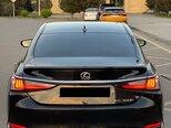 Lexus ES 300h-6