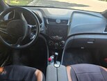 Hyundai Accent-7