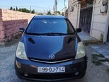 Toyota Prius-12