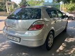 Opel Astra-11