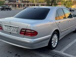 Mercedes E 240-6