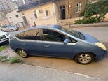 Toyota Prius-2