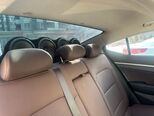 Hyundai Elantra-11