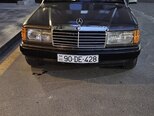 Mercedes 190-1