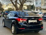 Hyundai Avante-9