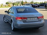 Hyundai Sonata-8