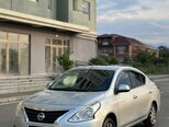 Nissan Sunny-5