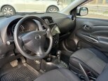 Nissan Sunny-11