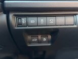 Toyota Camry-15