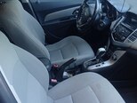Chevrolet Cruze-13
