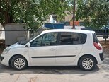 Renault Scenic-10