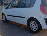 Renault Scenic-9