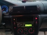 Volkswagen Passat-5