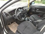 Renault Laguna-6
