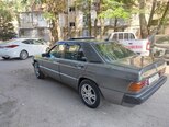 Mercedes 190-5