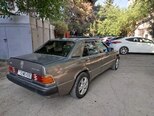 Mercedes 190-9