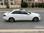 Mercedes E 220-3