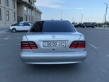 Mercedes E 220-6