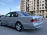 Mercedes E 220-4