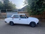 LADA (VAZ) 2107-15