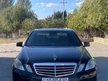 Mercedes E 220-1