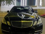 Mercedes E 220-11