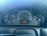 Mercedes E 240-13