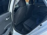 Kia Rio-15