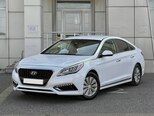 Hyundai Sonata-1
