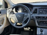 Hyundai Sonata-12