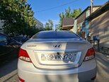 Hyundai Accent-5