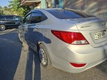 Hyundai Accent-7