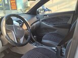 Hyundai Accent-8